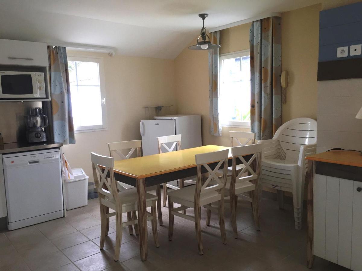 Maison De Vacances De 56 M2 Dans Residence Avec Piscine Chauffee Proche Plages Locmaria Bagian luar foto